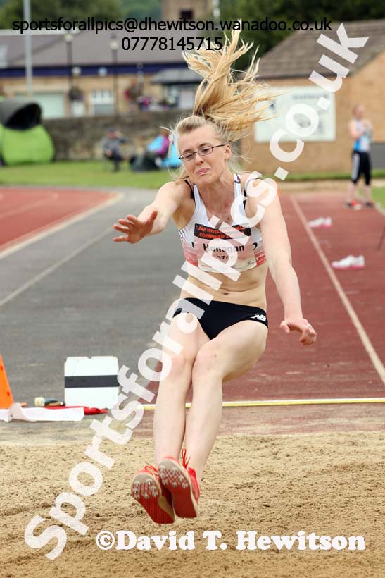 Senior womens long jump, EAP International Combined Events, Hexham Northumberland. Photo: David T. Hewitson/Sports for All Pics